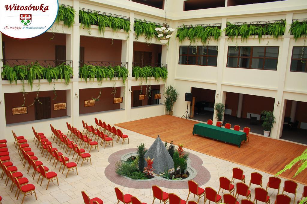 Wierzchoslawice Pokoje Goscinne W Centrum Kultury Wsi Polskiej מראה חיצוני תמונה